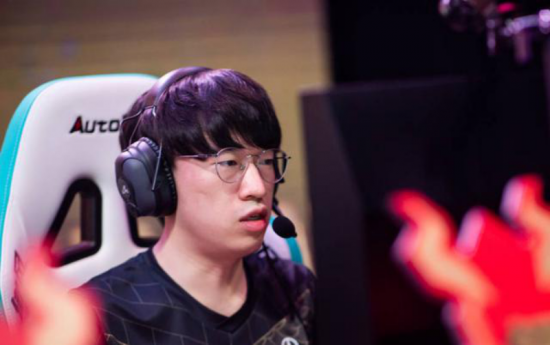 风暴英雄花村地图攻略与机制解析